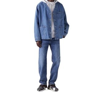 Levi’s 505 Regular Leg Straight Fit Jeans in Light Blue Size 36/30